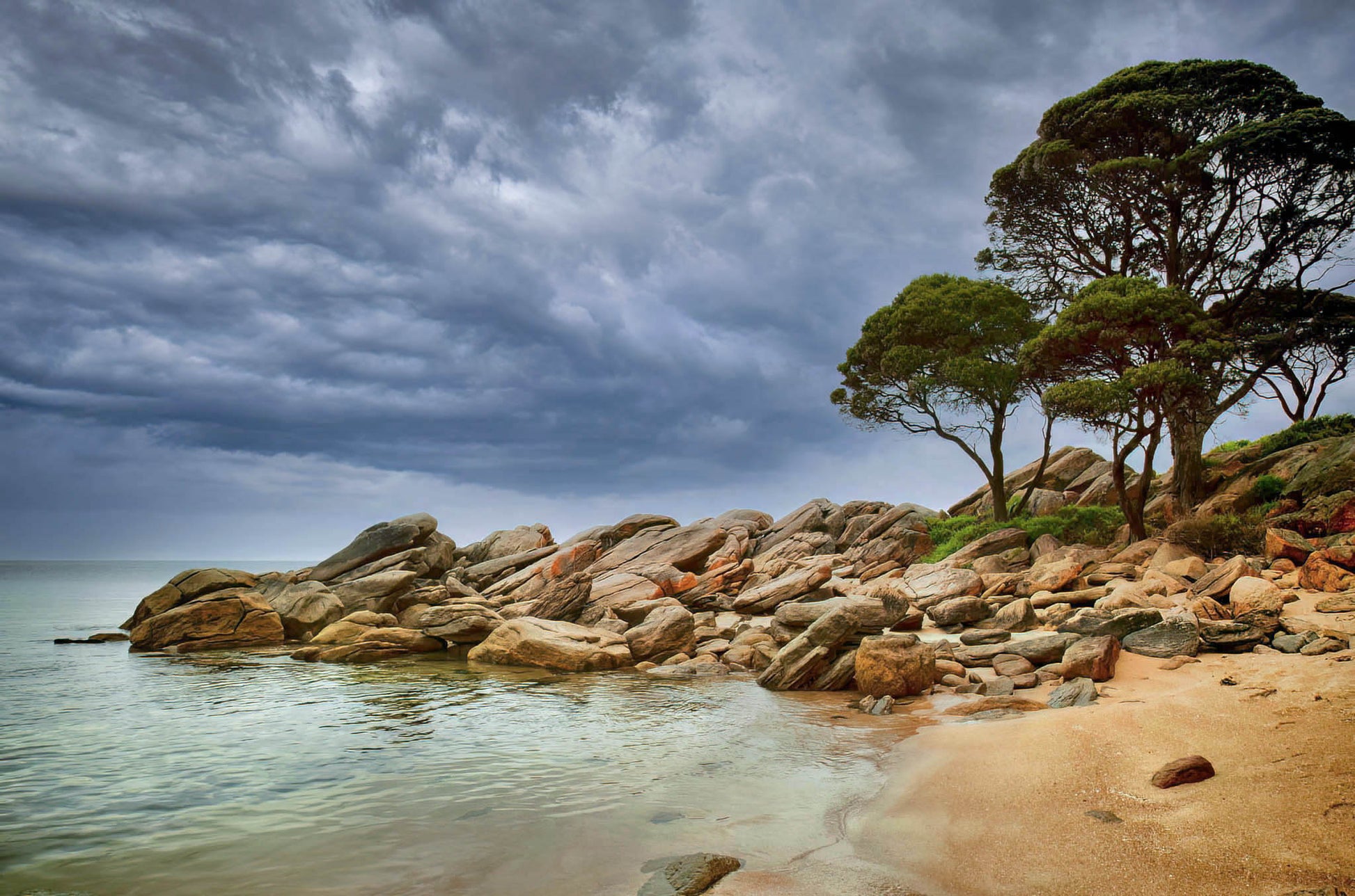 Incoming storm against the serenity of the bay.