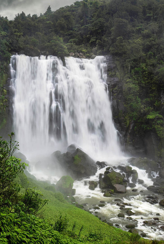 marokopa waterfall magnificent north island new zealand