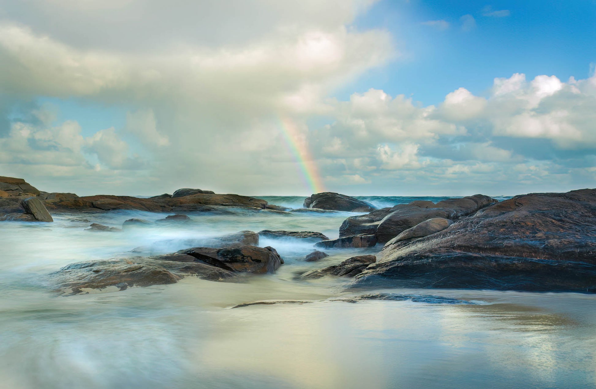 rainbow beach redgate southwest clouds storm moody southwest