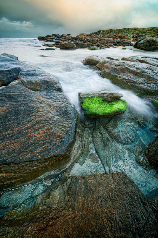 storm rocks moss redgate beach southwest