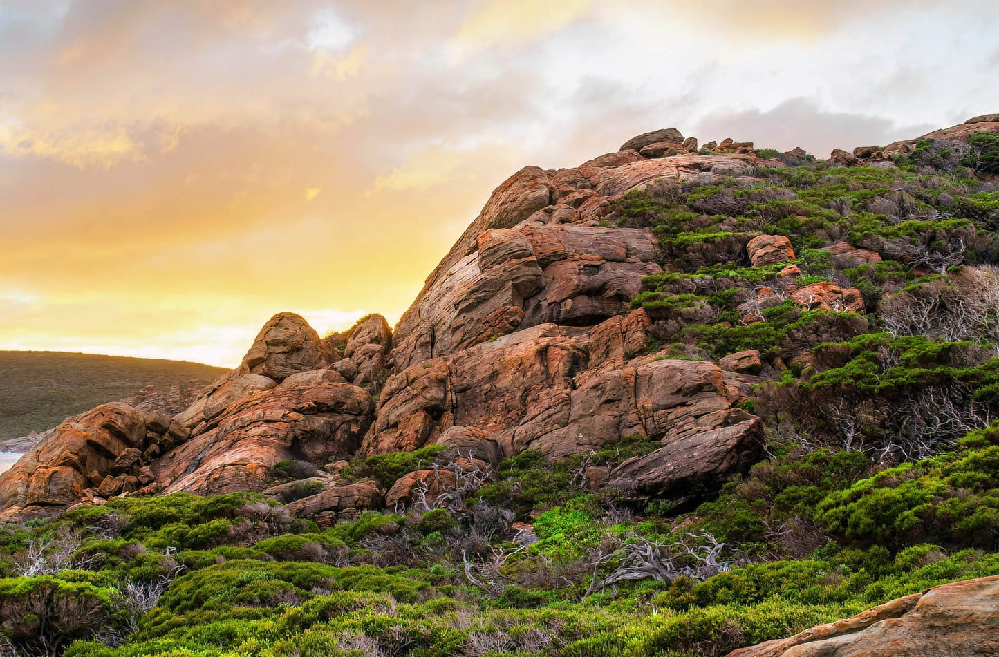 sunrise dawn sugarloaf rock southwest granite